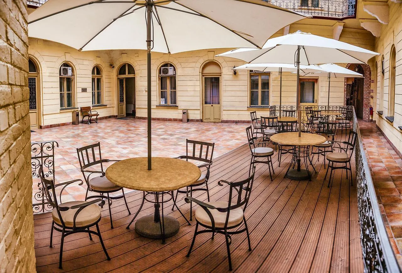 Sous44 Otel Budapeşte Macaristan